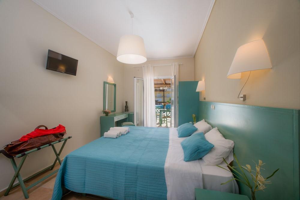 Ecoresort Hotel Zefyros Áyios Kírikos Esterno foto